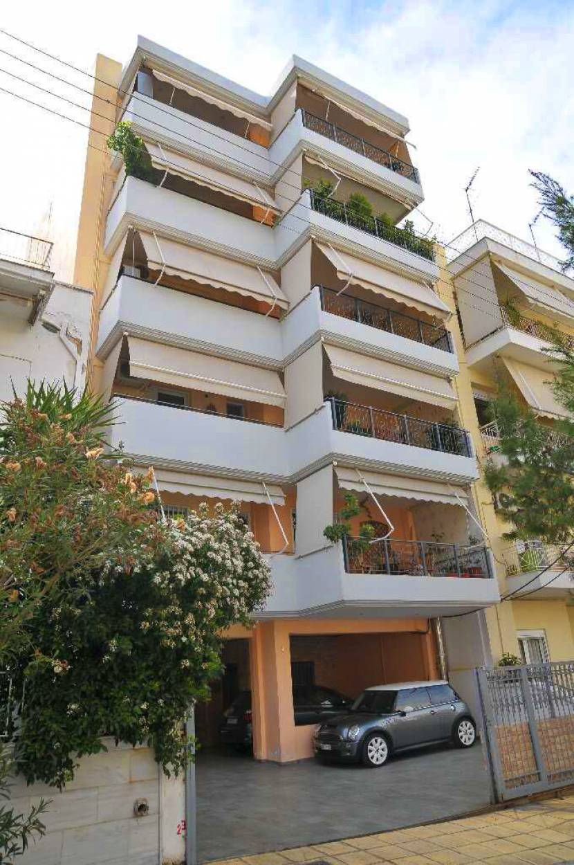 Πολυκατοικία επί της οδού Μποδοσάκη, Ν. Ιωνία